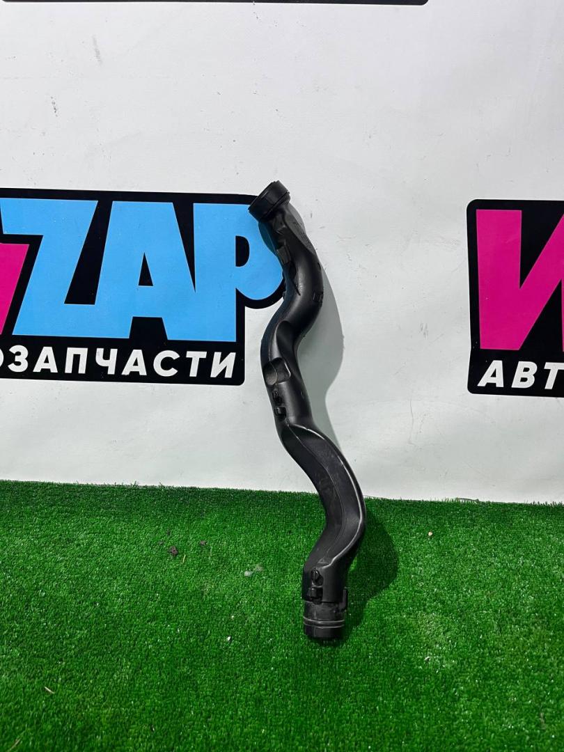 горловина бачка омывателя Tesla Model X 1 поколение 2018, электро, хетчбэк 5 дв., 1056768-00-V - фото №1