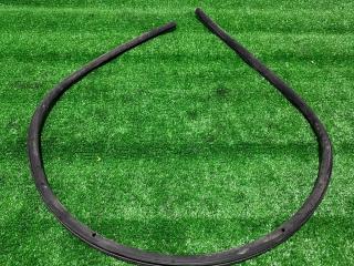 уплотнитель двери Alfa Romeo Stelvio 1 поколение 2018, 2.0 л.