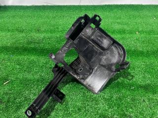 кронштейн (крепление) Maserati Levante 1 поколение M161 2019, 3.0 л., дизель, АКПП, внедорожник 5 дв., полный привод, 670036939