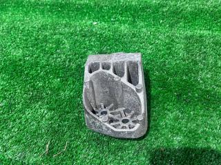 кронштейн (крепление) Maserati Levante 1 поколение M161 2019, 3.0 л., дизель, АКПП, внедорожник 5 дв., полный привод