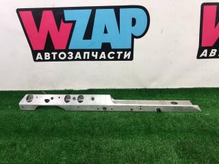 распорка Aston Martin V8 Vantage 4 поколение [рестайлинг] 2018, HY53-16185-AG