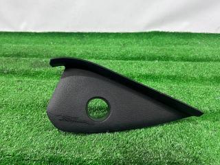 накладка на торпедо (консоль) Ford Mustang 6 поколение S550 [рестайлинг] 2019, 2.3 л., бензин, купе, задний привод, FR3B-6304480-BE3ZHE