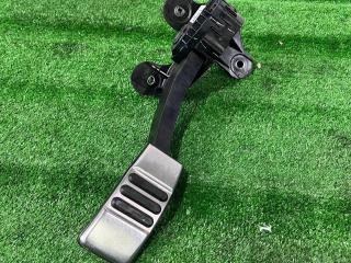 педаль Ford Mustang 6 поколение S550 [рестайлинг] 2019, 2.3 л., бензин, купе, задний привод, CR33-9F836-AB