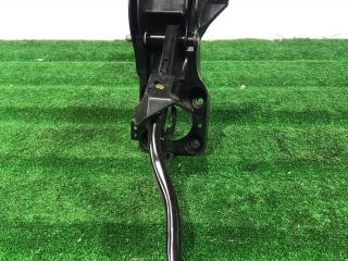 педаль тормоза Ford Mustang 6 поколение S550 [рестайлинг] 2018, 2.3 л., АКПП, купе, задний привод, FR3C-2D094-AD