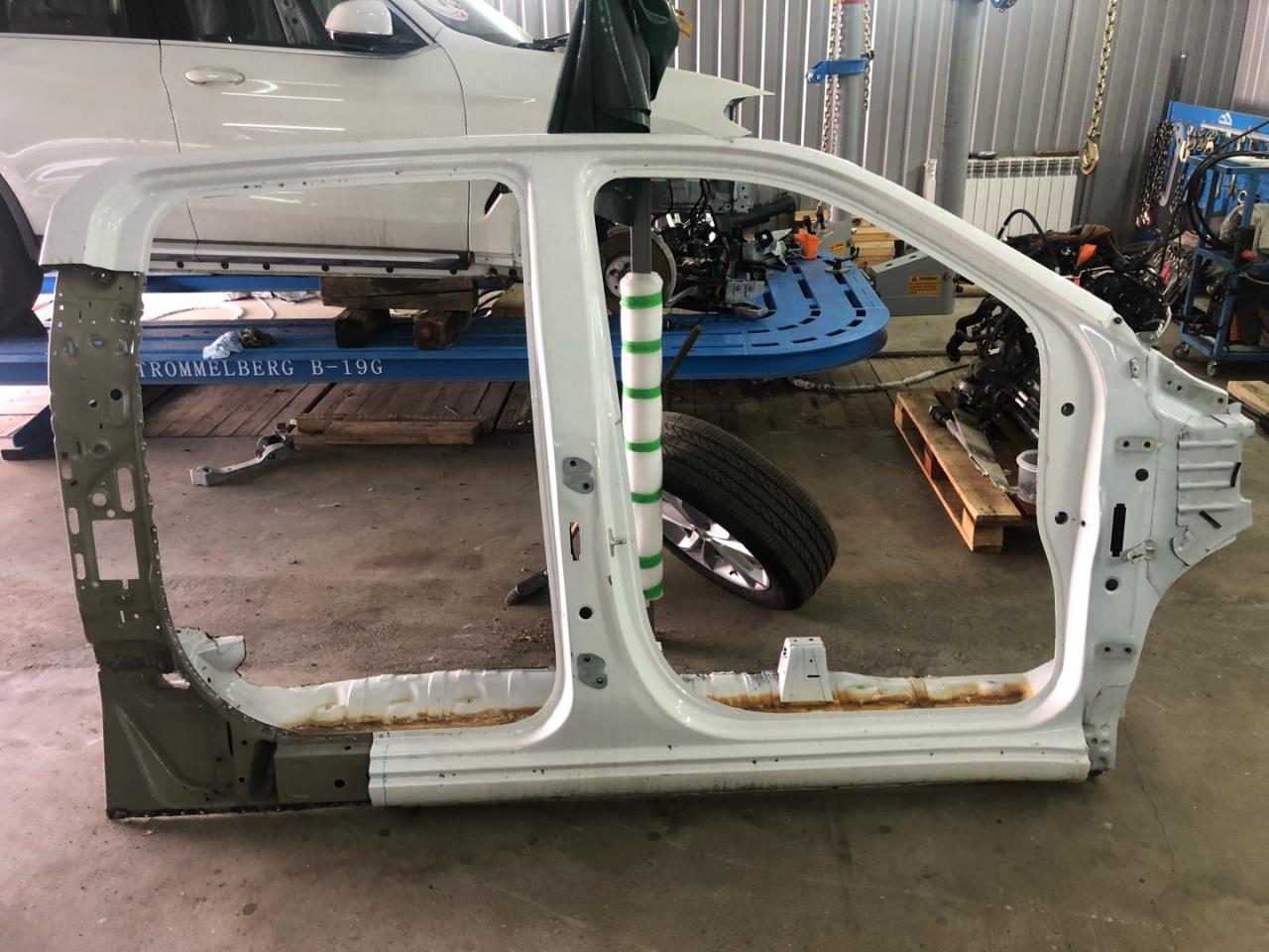 боковина кузова правая GMC Sierra 1 поколение 2021, 6.2 л., бензин, АКПП, пикап, полный привод - фото №1