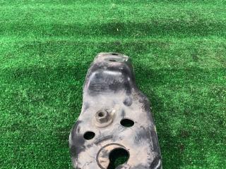 кронштейн (крепление) Ford Mustang 6 поколение S550 [рестайлинг] 2018, 2.3 л., АКПП, купе, задний привод, FR3C-5078