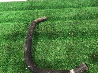 патрубок радиатора Ford Mustang 6 поколение S550 [рестайлинг] 2019, 2.3 л., бензин, АКПП, красный, кабриолет, задний привод, A69E8A582AC