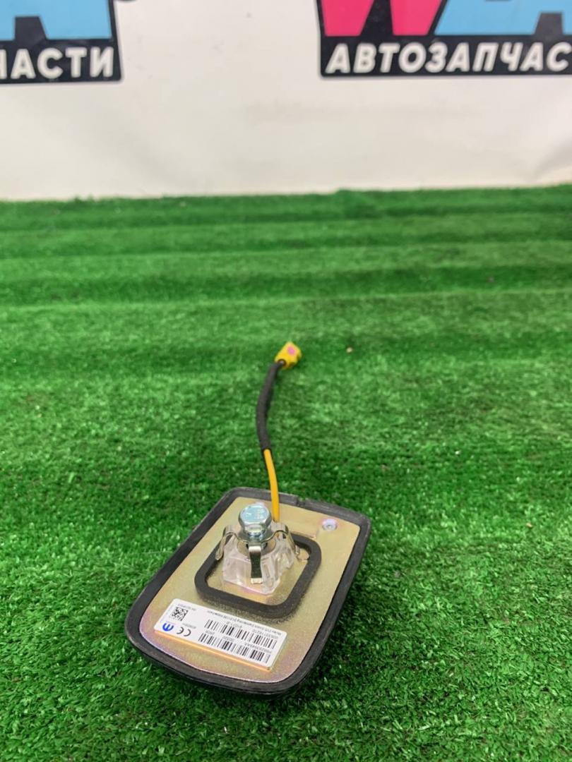 антенна Jeep Wrangler 4 поколение 2020, 2.0 л., бензин, АКПП, внедорожник 5 дв., полный привод, 68293949AA - фото №1