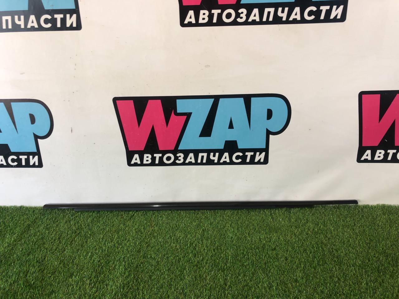 молдинг двери задней левой Land Rover Range Rover Velar 1 поколение (2017 - 2026), J8A2-25597-AE - фото №1