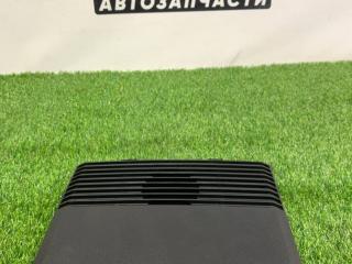 накладка на торпедо (консоль) Ford Mustang 6 поколение S550 [рестайлинг] 2020, 2.3 л., i, бензин, МКПП, красный, купе, задний привод, FR3B-6304405-A