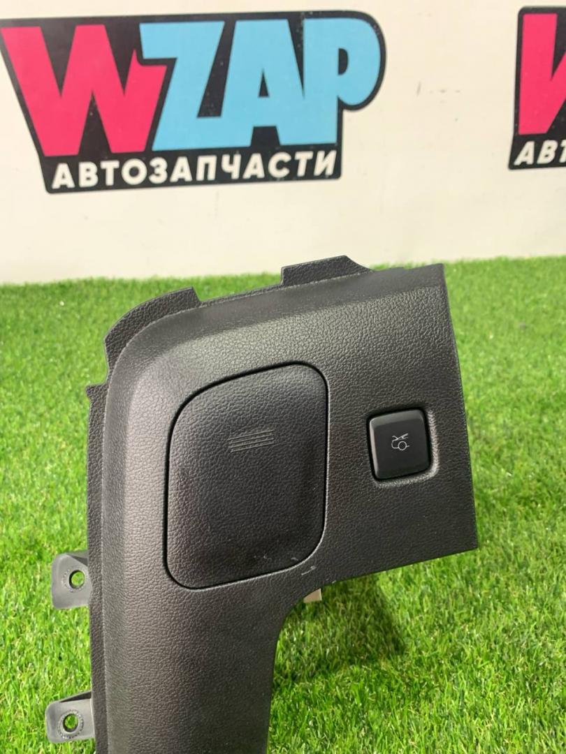 бардачок Ford Mustang 6 поколение S550 2016, 5.0 л., бензин, МКПП, серый, купе, задний привод, FR3B-63044F09 - фото №1