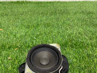 динамик двери Ford Mustang 6 поколение S550 [рестайлинг] 2019, 2.3 л., бензин, АКПП, красный, кабриолет, задний привод