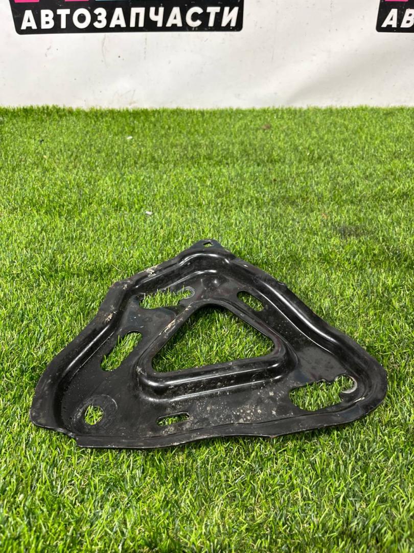 кронштейн (крепление) Ford Escape 4 поколение CX482 2021, 1.5 л., бензин, АКПП, внедорожник 5 дв., полный привод, LX6BS101A80DC - фото №1