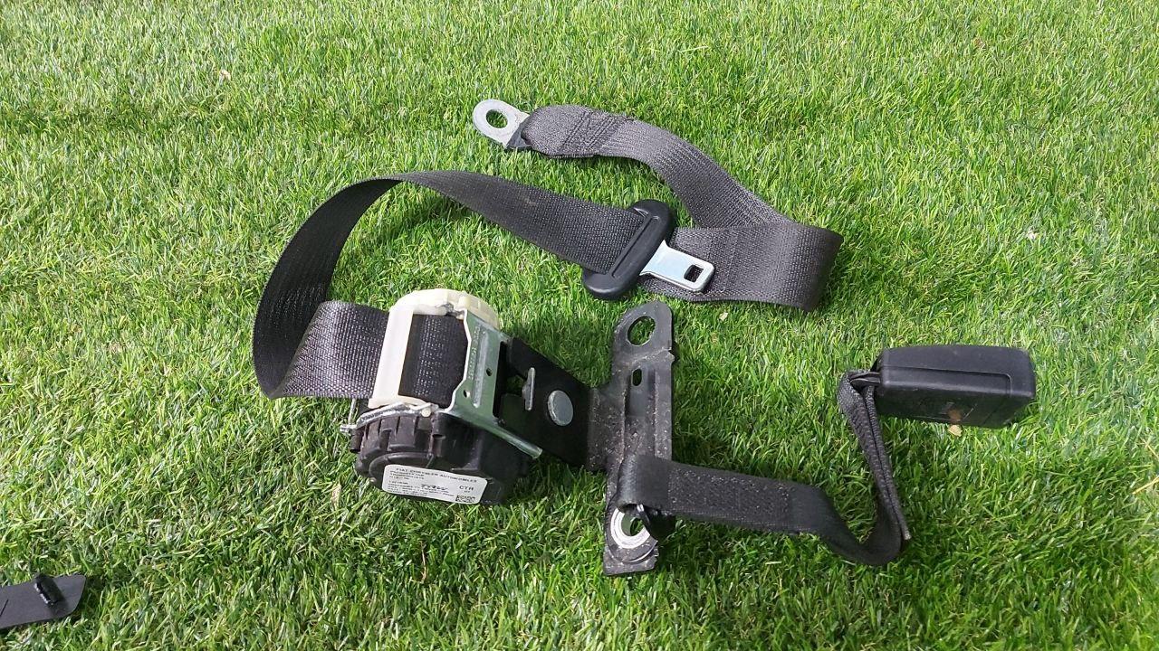 ремень безопасности RAM 1500 5 поколение 2019, 5.7 л., бензин, АКПП, пикап, полный привод, 5ZN26TX7AB - фото №1