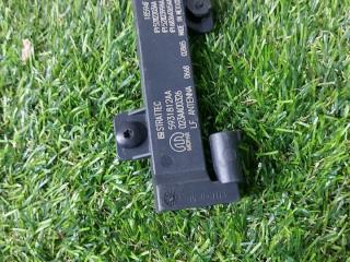 Антенна системы комфортного доступа RAM 1500 5 поколение 2019, 5.7 л., бензин, АКПП, пикап, полный привод, 5931812AA