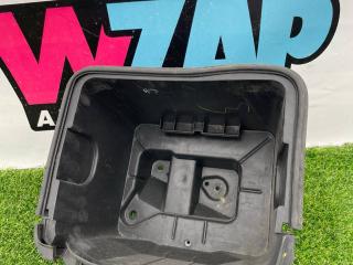 Аккумуляторный ящик (АКБ) Ford Mustang 6 поколение S550 [рестайлинг] 2020, 2.3 л., бензин, АКПП, серый, купе, задний привод, FR3B-10723-AE