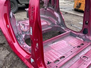 Стойка кузовная центральная правая Tesla Model Y 1 поколение 2022, электро, белый