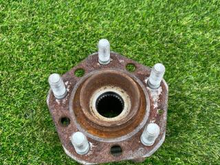 ступица передняя Tesla Model Y 1 поколение 2022, электро, белый