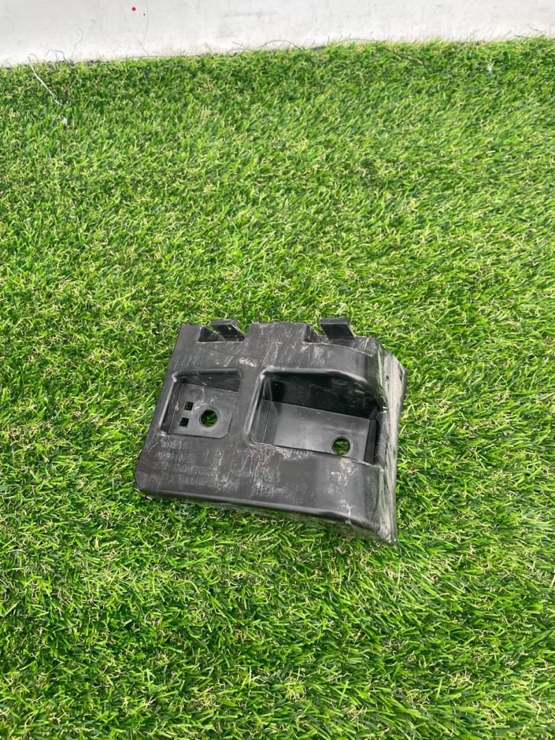 Крепление бампера заднего Tesla Model Y 1 поколение 2022, электро, белый, 149403800 - фото №1