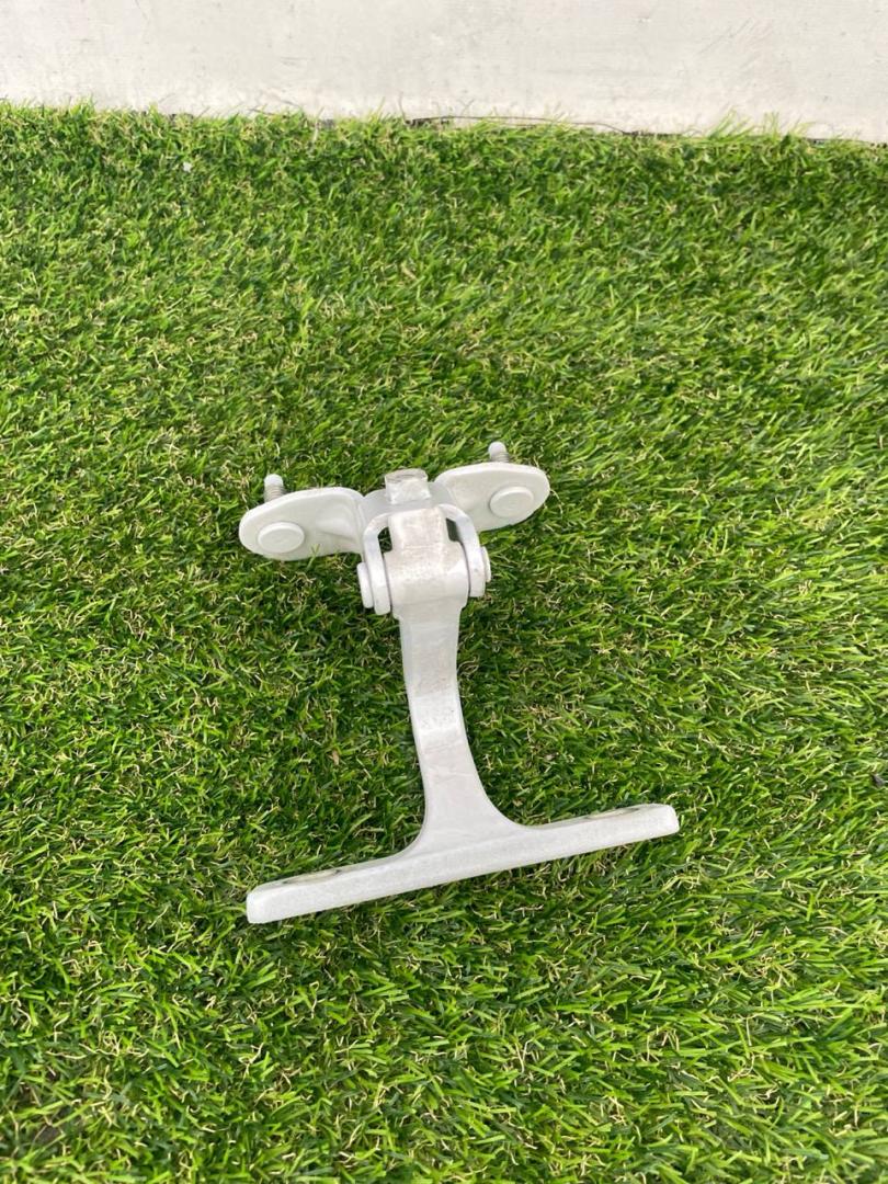 петля крышки багажника Tesla Model Y 1 поколение 2022, электро, белый, 1500495-00-C - фото №1