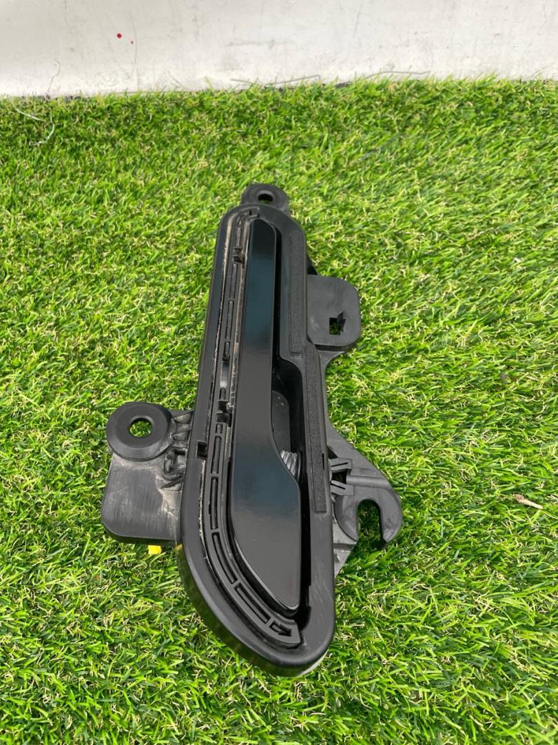 ручка наружная Tesla Model Y 1 поколение 2022, электро, белый, 152811410D - фото №1