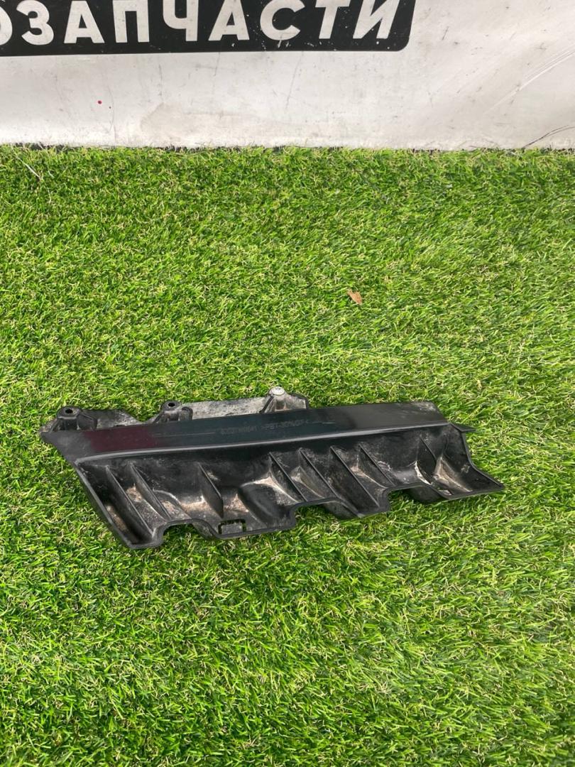 Крепление бампера переднего Tesla Model Y 1 поколение 2022, электро, белый, 6992TM0541 - фото №1