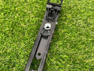 механизм регулировки высоты ремня безопасности Tesla Model Y 1 поколение 2022, электро, белый, 1068130-01-B