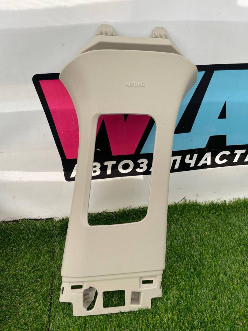 обшивка стойки центральной правой Ford Explorer 6 поколение U625 2020, 2.3 л., бензин, АКПП, внедорожник 5 дв., LB5B-S24396-AH3LU2 - фото №1