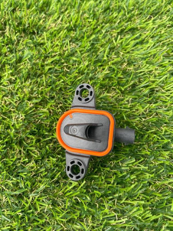 датчик удара RAM 1500 5 поколение 2019, 5.7 л., бензин, АКПП, пикап, полный привод, 68284055AA - фото №1