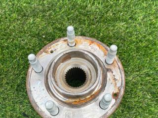 ступица передняя Chevrolet TrailBlazer 3 поколение 2022, 1.3 л., бензин, вариатор, оранжевый, хетчбэк 5 дв., полный привод, 13526966