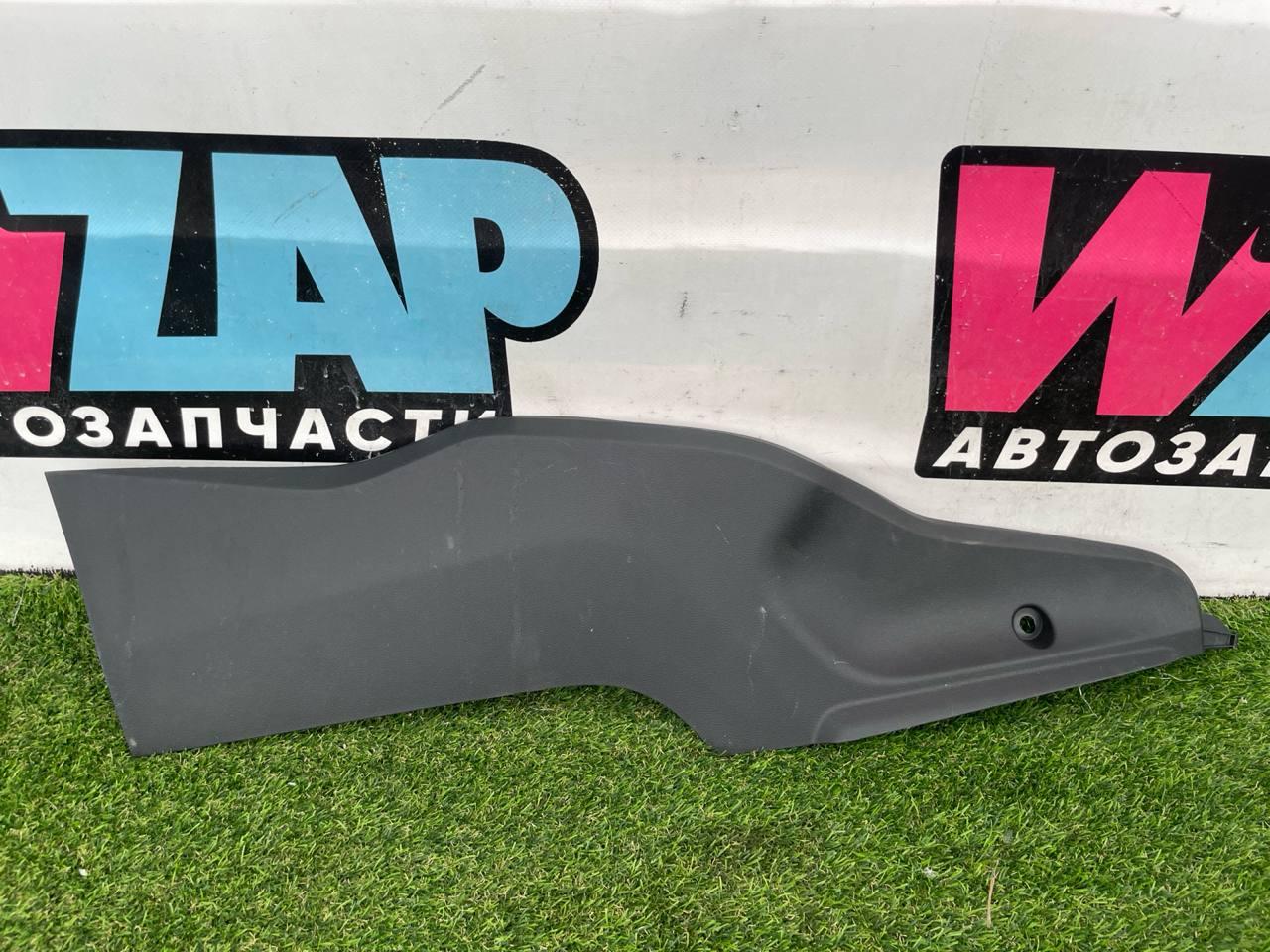 Декоративная накладка центральной консоли Buick Encore GX 1 поколение 2020, 1.2 л., бензин, вариатор, хетчбэк 5 дв., передний привод, 42774831 - фото №1