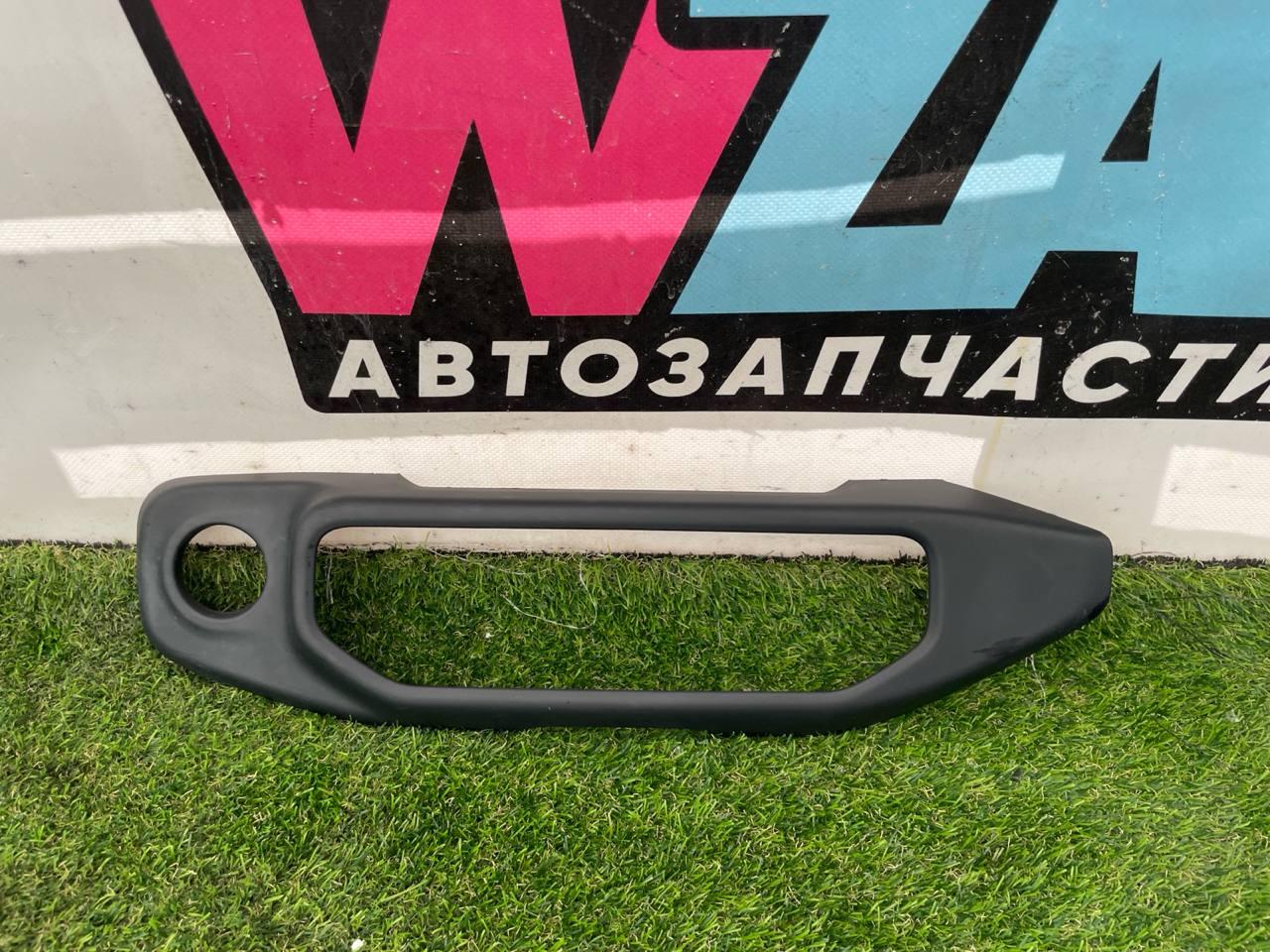 накладка на торпедо (консоль) Jeep Wrangler 4 поколение 2019, 2.0 л., бензин, АКПП, внедорожник 5 дв., полный привод, 6CB71TRMAD - фото №1