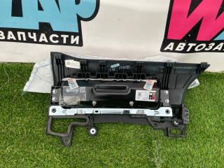 подушка безопасности коленная Tesla Model S 1 поколение [2-й рестайлинг] 2022, электро, лифтбэк, 1077825-00-D