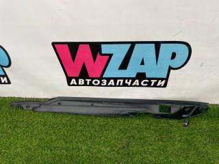 накладка двери (крышки) багажника Tesla Model S 1 поколение [2-й рестайлинг] 2022, электро, лифтбэк, 600757000