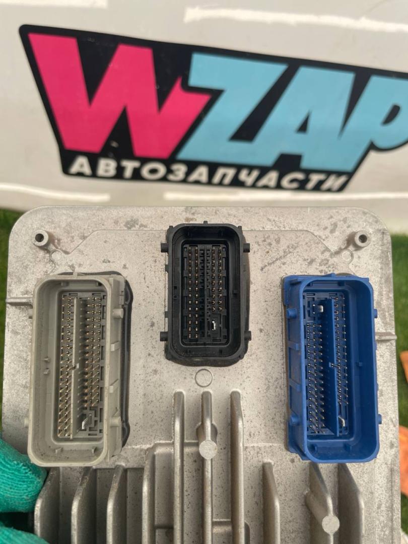 блок управления двигателем Chevrolet TrailBlazer 3 поколение 2022, 1.3 л., бензин, вариатор, оранжевый, хетчбэк 5 дв., полный привод, 12711047 - фото №1