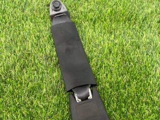 замок ремня безопасности Ford Mustang 6 поколение S550 [рестайлинг] 2020, 2.3 л., бензин, АКПП, серый, купе, задний привод, JR3B-C699D73-AD3ZHE