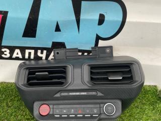 блок управления печки / климат-контроля Ford Mustang 7 поколение S650 2024, 2.3 л., бензин, АКПП, черный, купе, задний привод, PR3B-C044K30-BL319W, PR3T-18K811-AEW