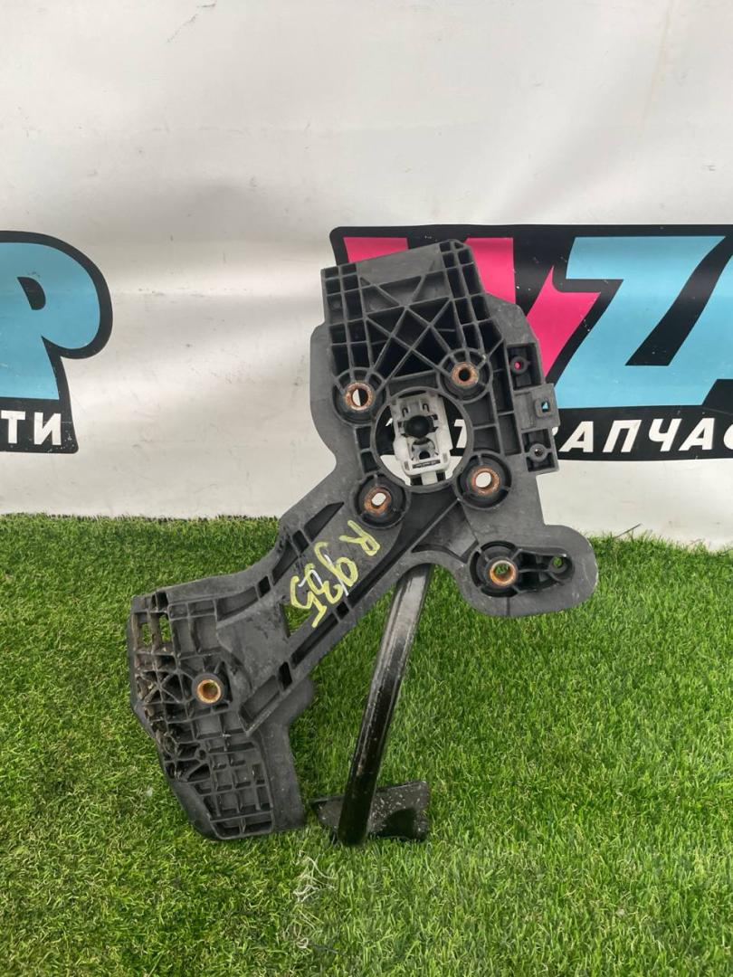 педаль тормоза Jeep Wrangler 4 поколение 2020, АКПП, внедорожник 5 дв., 68242471AD - фото №1