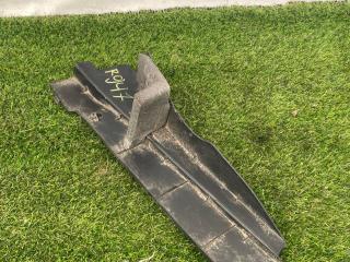 дождевик Chevrolet TrailBlazer 3 поколение 2022, 1.3 л., бензин, вариатор, оранжевый, хетчбэк 5 дв., полный привод, 42749813