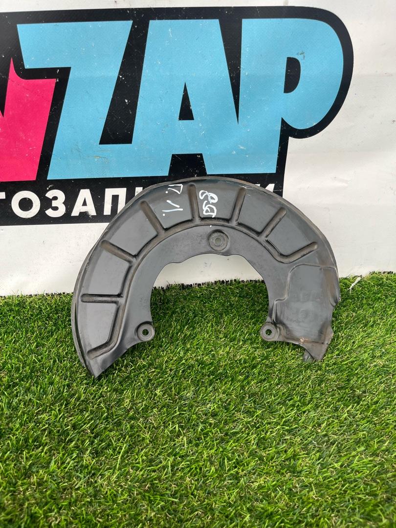 защитный кожух тормозного механизма Volkswagen Jetta 6 поколение 2014, 1.4 л., бензин, МКПП, седан, передний привод, 1K0615311 - фото №1