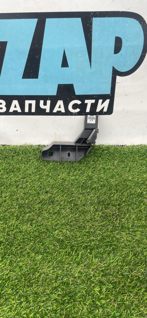 кронштейн (крепление) Volkswagen Jetta 6 поколение 2014, 1.4 л., бензин, МКПП, седан, передний привод, 5C7863442 - фото №1