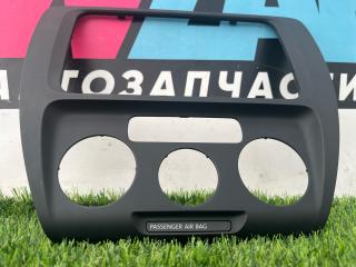 накладка на торпедо (консоль) Volkswagen Jetta 6 поколение 2014, 1.4 л., бензин, МКПП, седан, передний привод, 5C6858071