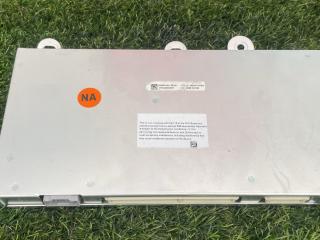 Блок управления BCM (Body Control Module) Tesla Model X 1 поколение 2018, электро, хетчбэк 5 дв., 1045451-00-J