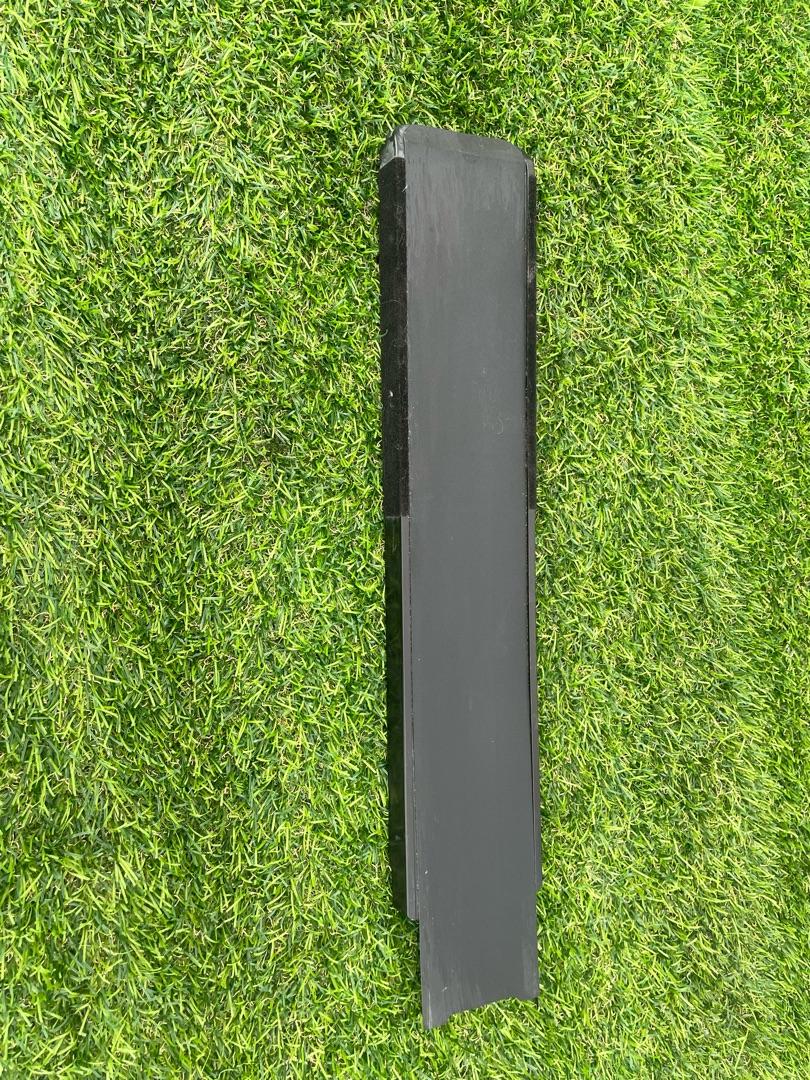 пластик Tesla Model X 1 поколение 2018, электро, хетчбэк 5 дв., 1121022-00-C - фото №1