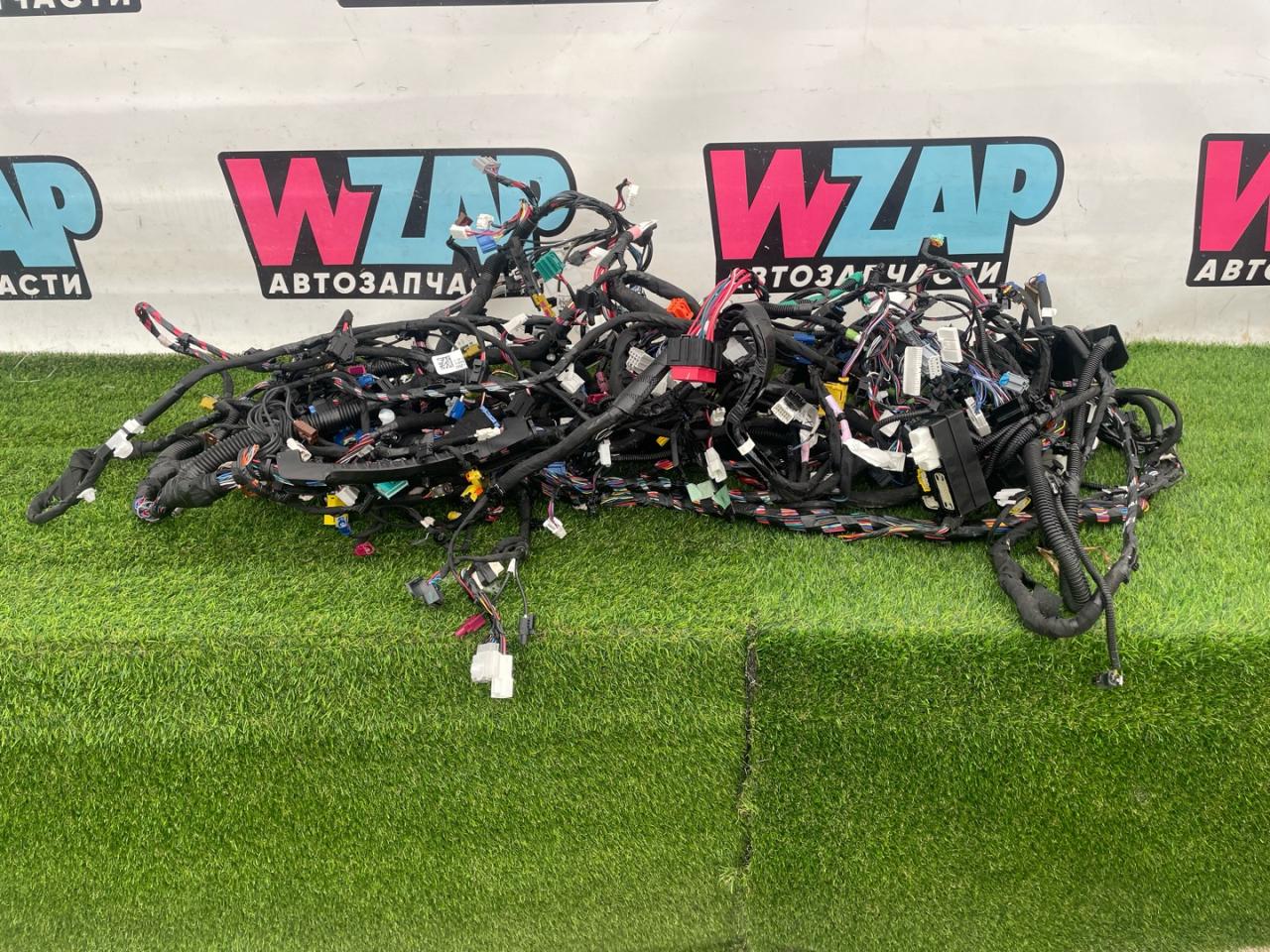 проводка салона Tesla Model X 1 поколение 2018, электро, хетчбэк 5 дв. - фото №1