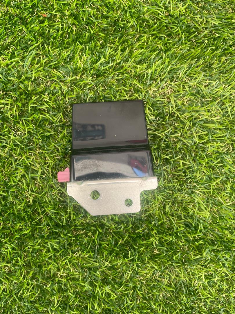 антенна RAM 1500 5 поколение 2019, 5.7 л., бензин, АКПП, пикап, полный привод, P68293977AA - фото №1