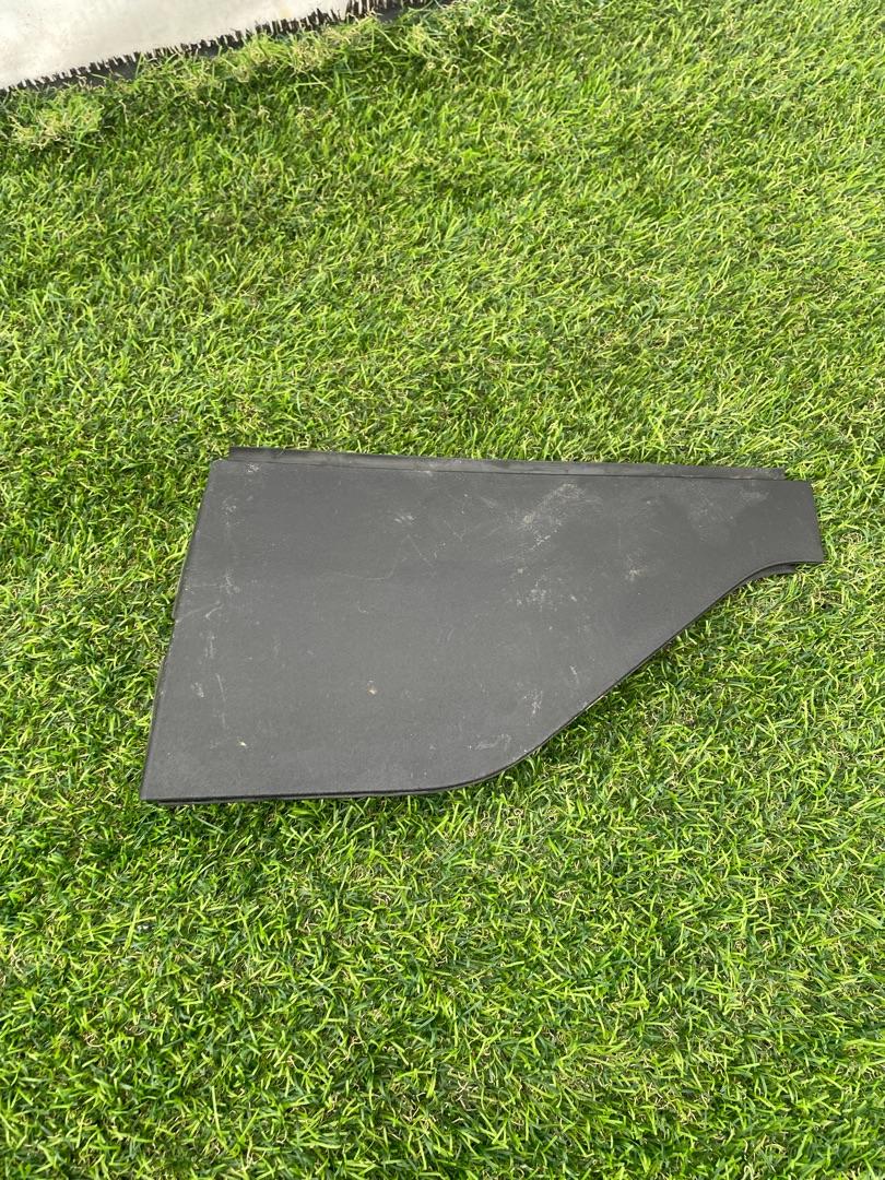 молдинг крыши Ford Escape 4 поколение CX482 2020, 1.5 л., бензин, АКПП, синий, внедорожник 5 дв., полный привод, LJ6B-S42947-BGW - фото №1