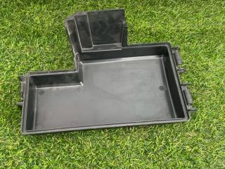 крышка блока предохранителей Jeep Wrangler 4 поколение 2019, 2.0 л., бензин, АКПП, внедорожник 5 дв., полный привод