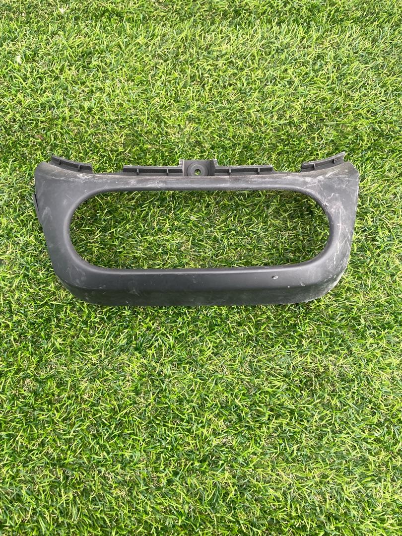 накладка на торпедо (консоль) Chevrolet TrailBlazer 3 поколение 2022, 1.3 л., бензин, вариатор, оранжевый, хетчбэк 5 дв., полный привод, 42578259 - фото №1