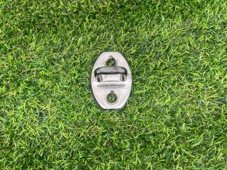 ответная часть (скоба) замка двери Volkswagen Jetta 6 поколение 2014, 1.4 л., бензин, МКПП, седан, передний привод, 5K0837033A